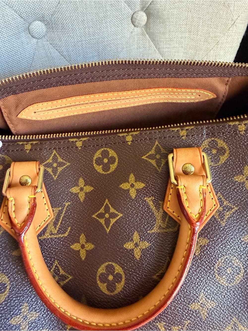 Louis Vuitton Speedy 30 Classic Monogram Canvas Tote Bag Excellent Condition - Thumbnail 7