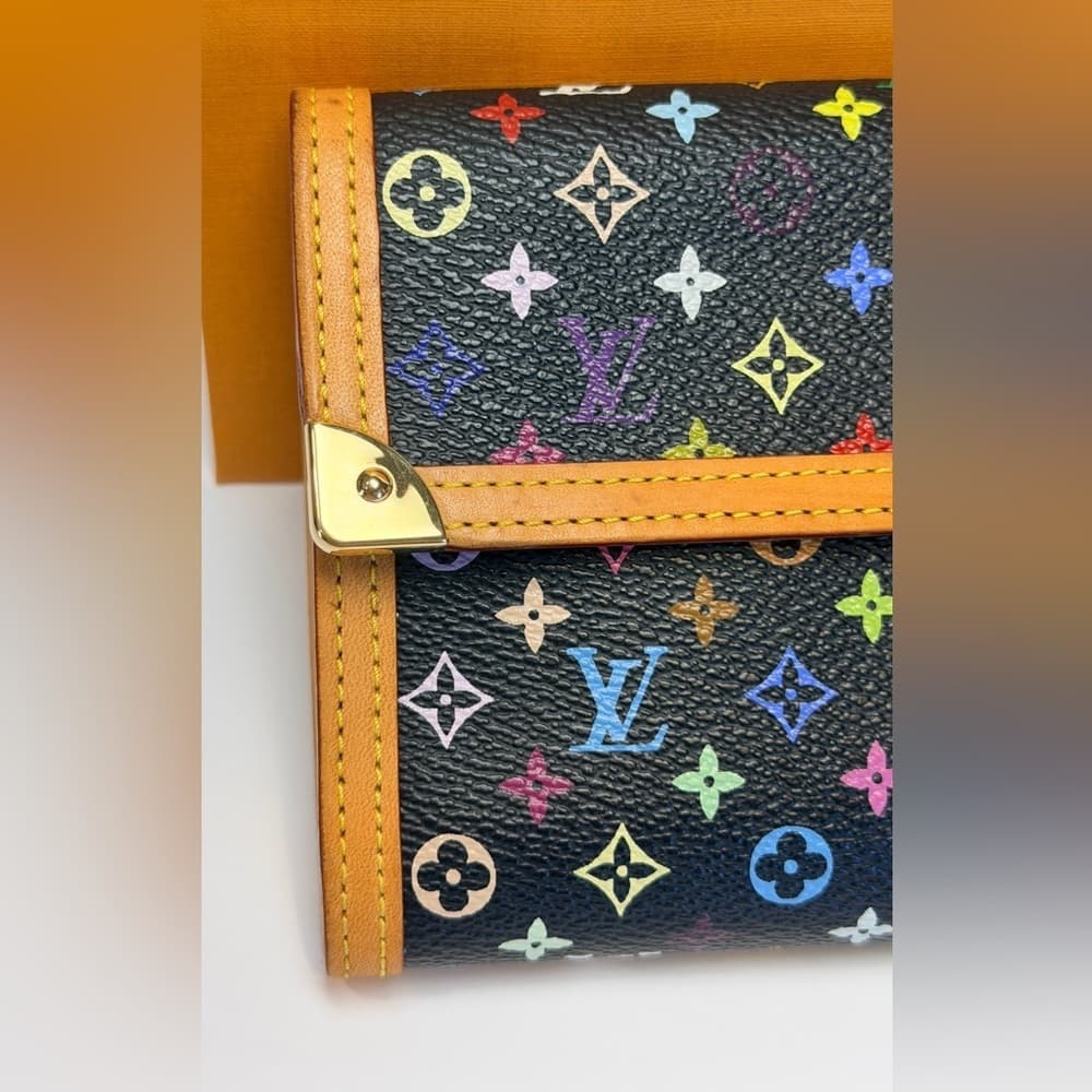 Louis Vuitton Takashi Murakami Porte Tresor Multicolor International Card Wallet - Thumbnail 4