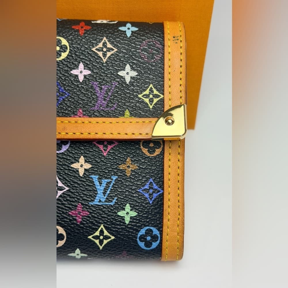 Louis Vuitton Takashi Murakami Porte Tresor Multicolor International Card Wallet - Thumbnail 5
