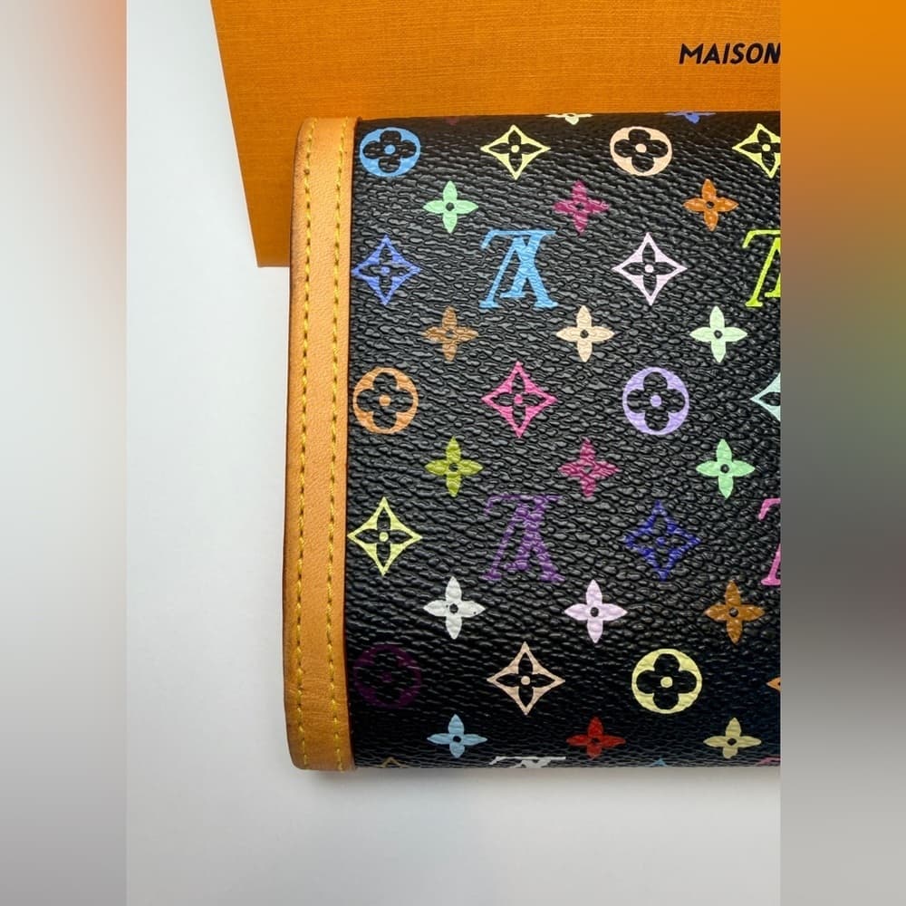 Louis Vuitton Takashi Murakami Porte Tresor Multicolor International Card Wallet - Thumbnail 6