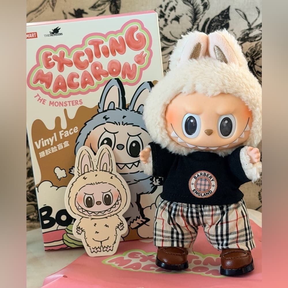 POP MART Exciting Macaron SOYMILK plus Luxury Designer Inspired Outfit NEW - Thumbnail 2