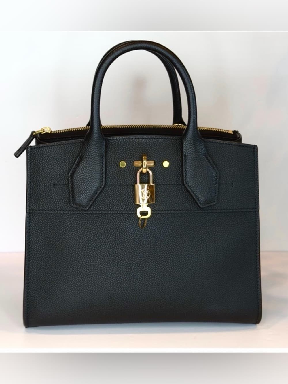 Louis Vuitton Taurillon Black Grained Leather City Steamer PM Lock Key RFID COA - Thumbnail 3