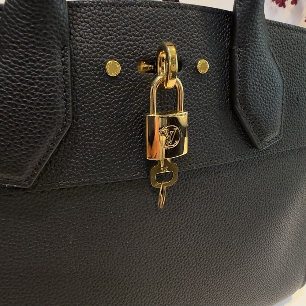 Louis Vuitton Taurillon Black Grained Leather City Steamer PM Lock Key RFID COA - Thumbnail 9