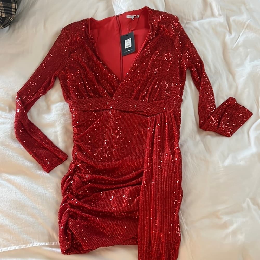 NEW 🌟 FASHION NOVA CENTER STAGE Red Sequin Sparkle Vegas NYE mini dress XL - Thumbnail 2