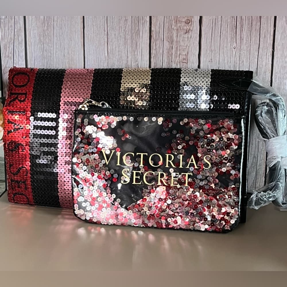 NEW VICTORIA'S SECRET BLING STRIPE SEQUINS CARRYALL TOTE & MATCHING WRISTLET SET - Thumbnail 7