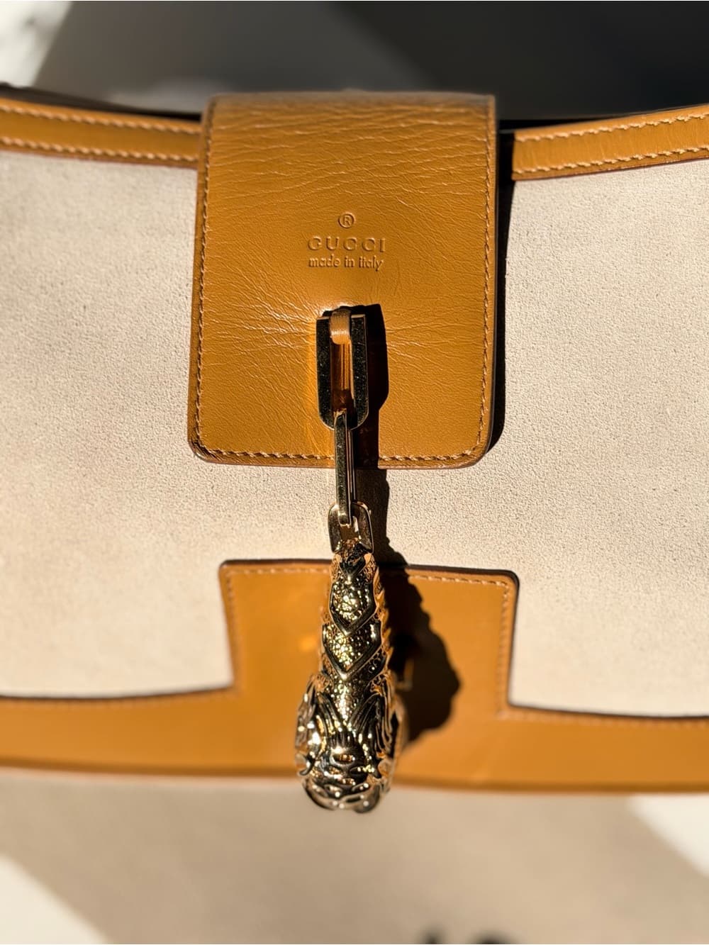 Gucci Vintage Tiger Head Chain Shoulder Bag Beige Suede Tan Leather Tom Ford Era - Thumbnail 4