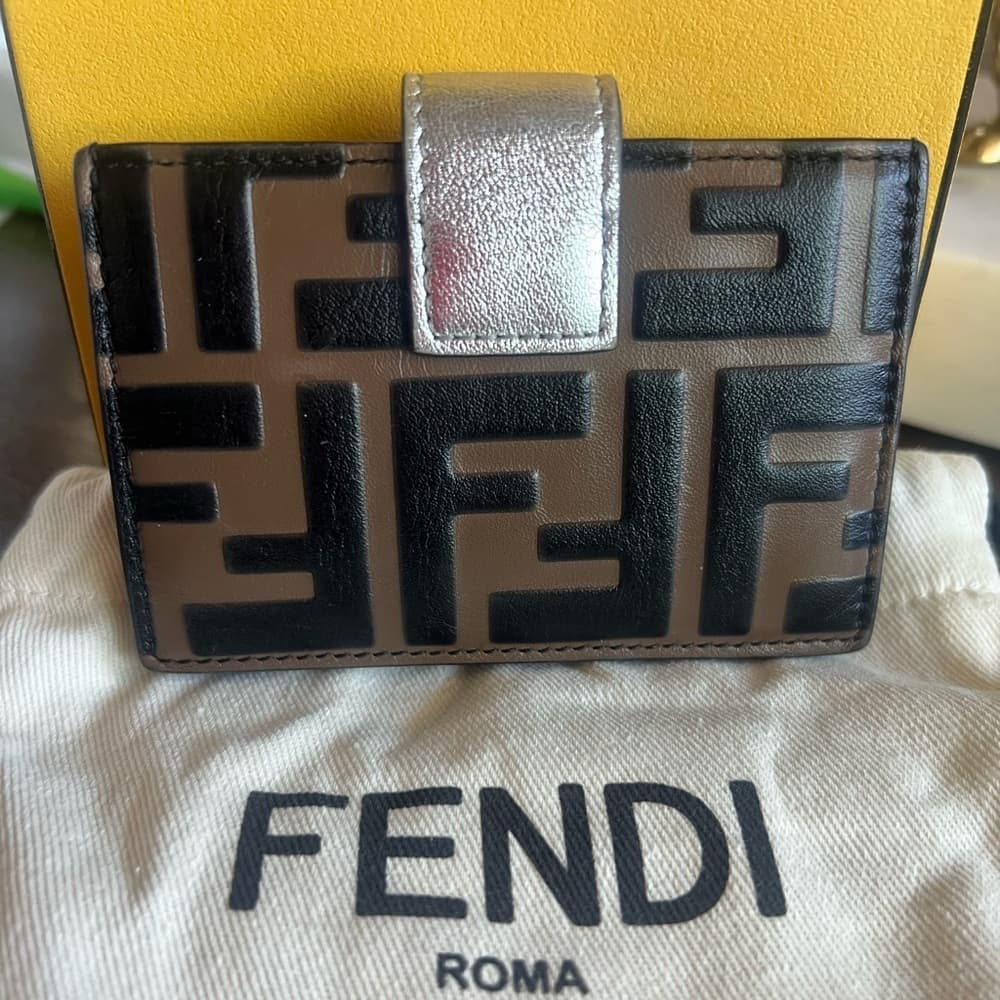 FENDI Tobacco Silver FF Zucca Lambskin Leather Maya Snap Accordion Card Wallet - Thumbnail 4