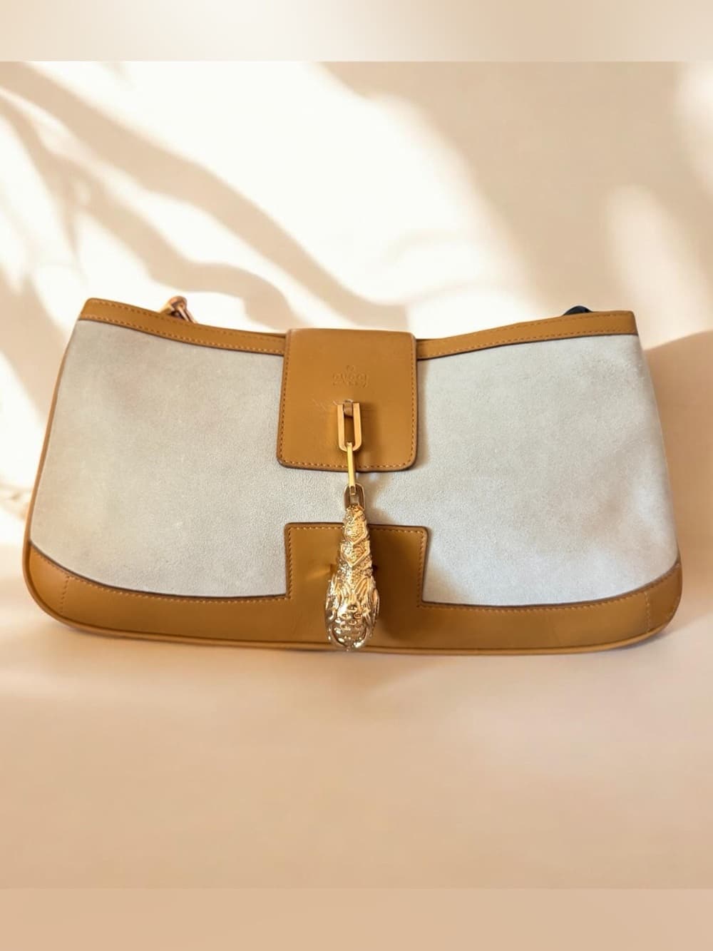 Gucci Vintage Tiger Head Chain Shoulder Bag Beige Suede Tan Leather Tom Ford Era - Thumbnail 3