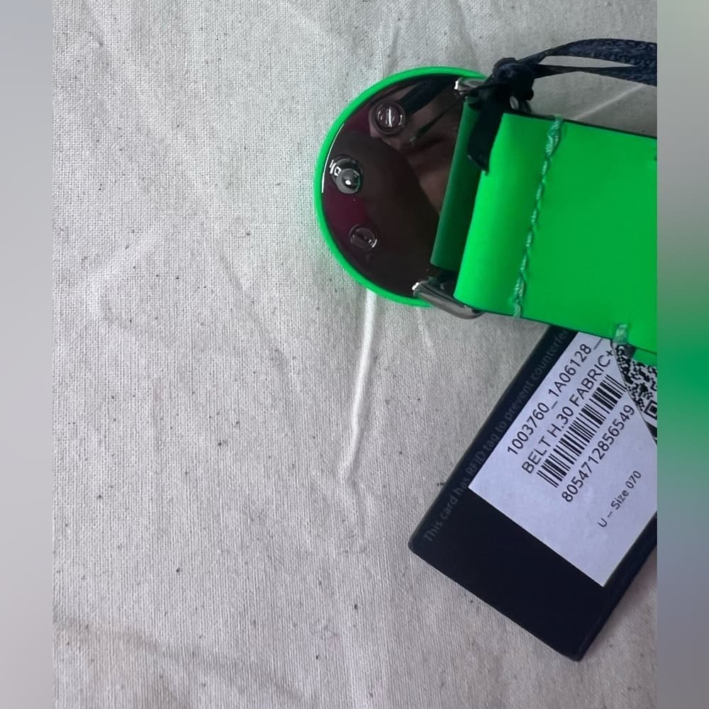 NEW VERSACE La Medusa Coin Logo Highlighter Green Leather Designer Belt 70/28 - Thumbnail 5