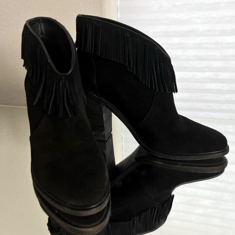 JOIE Black Leather Suede Fringe Trim Western High Heel ankle Short Booties EU 38 - Thumbnail 7