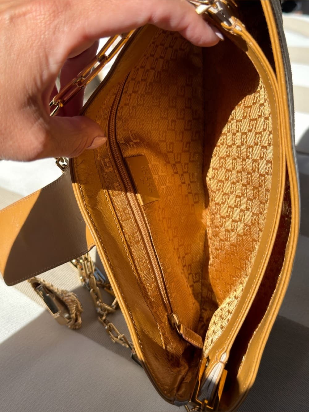 Gucci Vintage Tiger Head Chain Shoulder Bag Beige Suede Tan Leather Tom Ford Era - Thumbnail 13