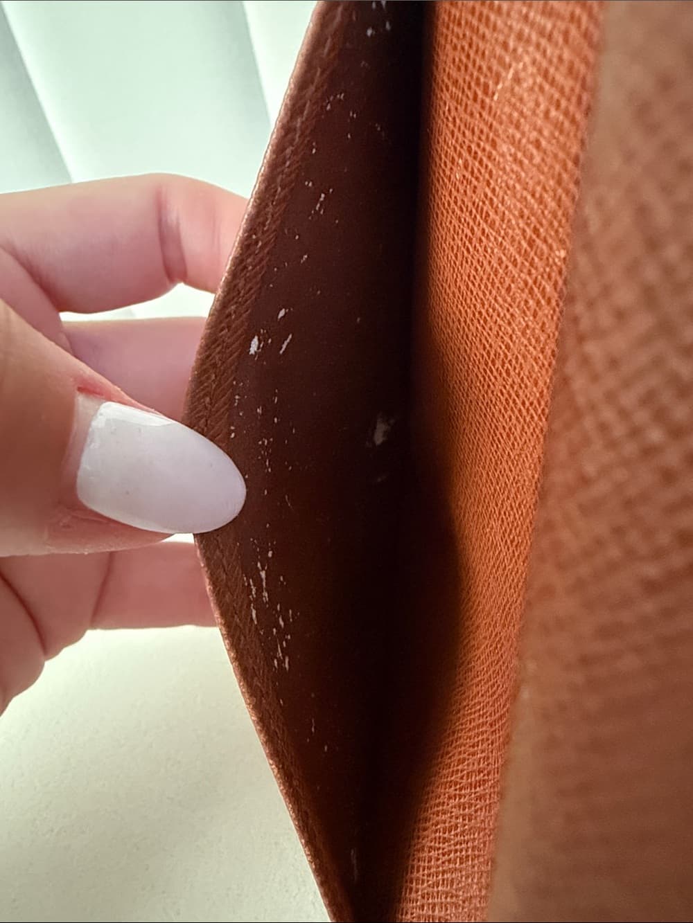 Louis Vuitton Monogram Kiss Lock Wallet Vintage Soft Snap Edge Shows Wear - Thumbnail 8