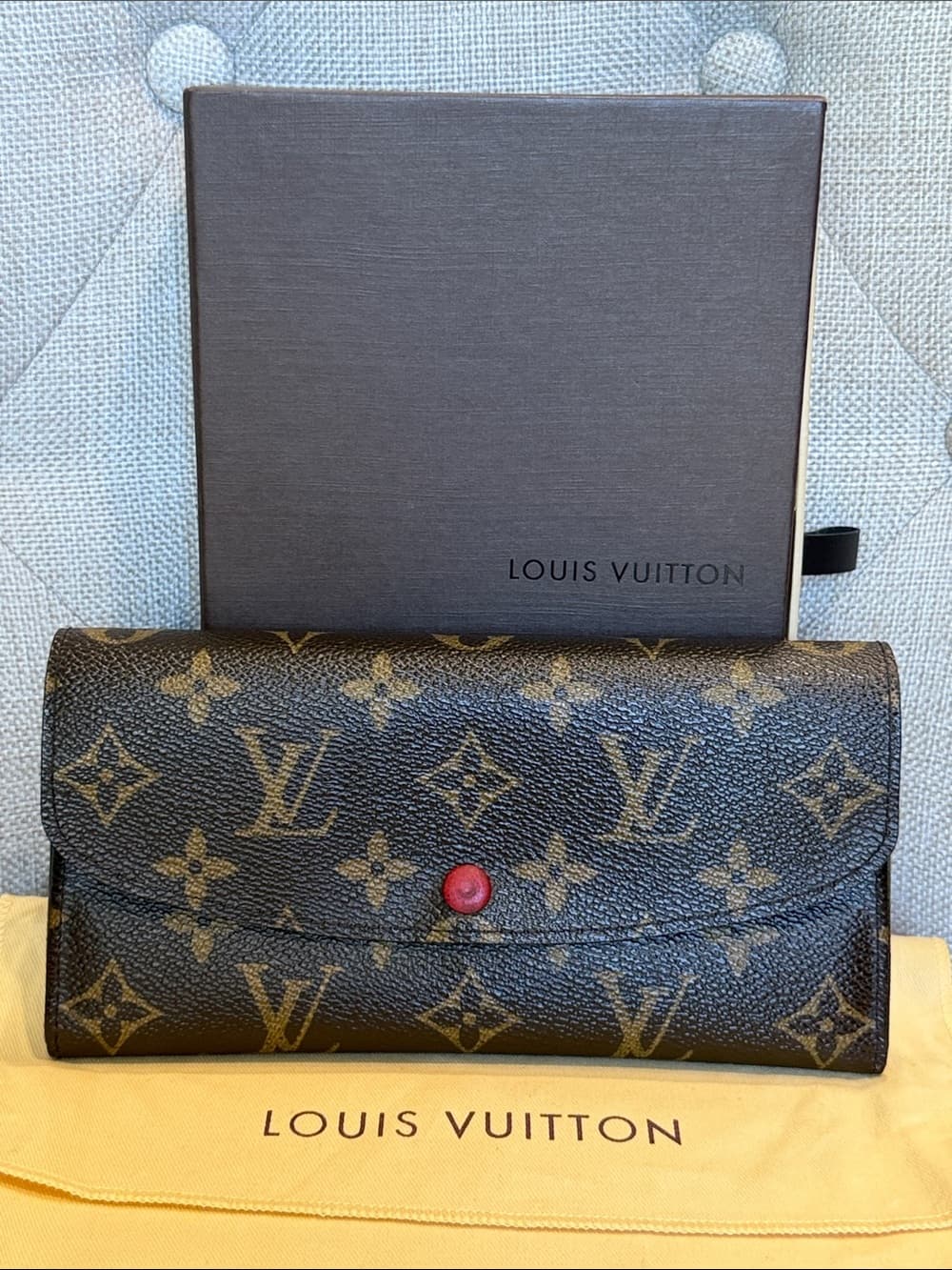 LOUIS VUITTON Portefeuille EMILIE WALLET MONOGRAM CANVAS ROUGE RED Box Dust Bag - Thumbnail 2