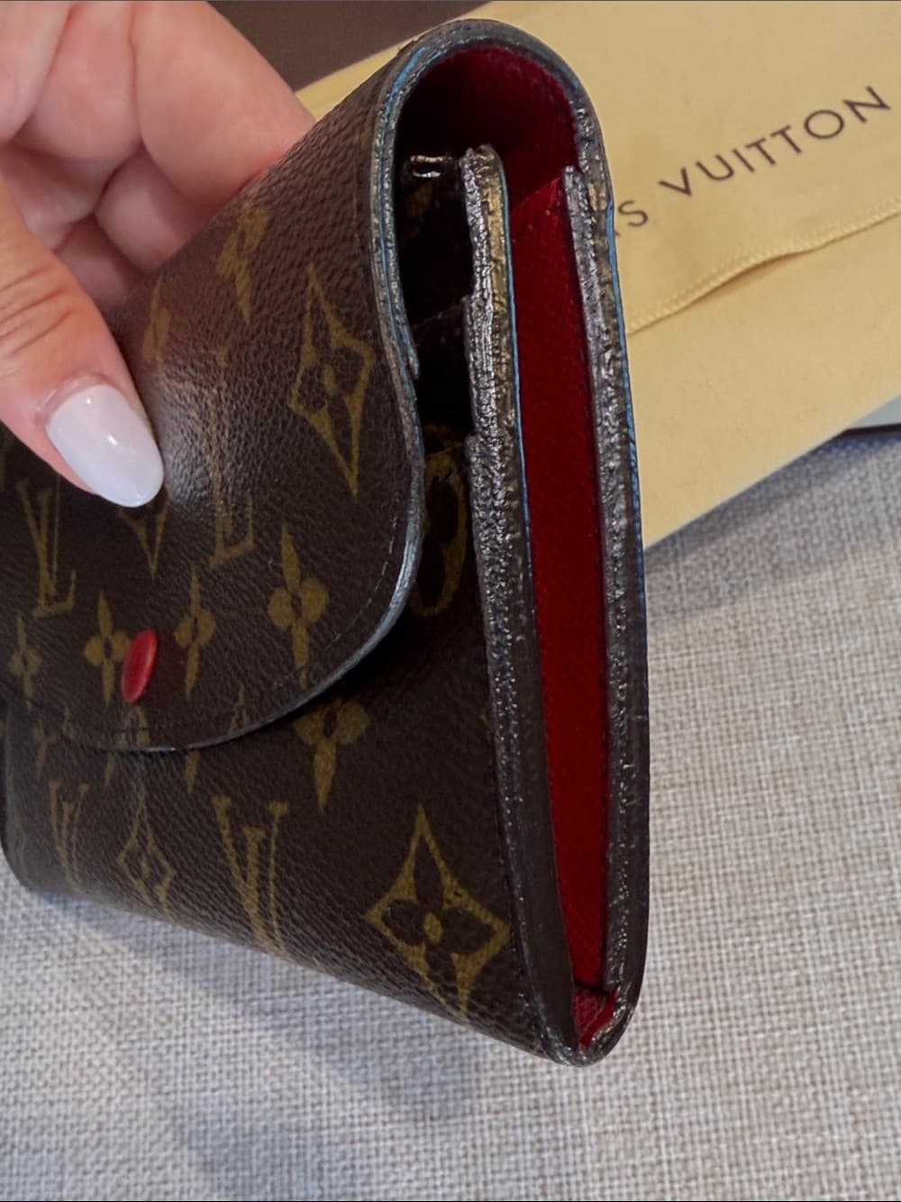 LOUIS VUITTON Portefeuille EMILIE WALLET MONOGRAM CANVAS ROUGE RED Box Dust Bag - Thumbnail 4
