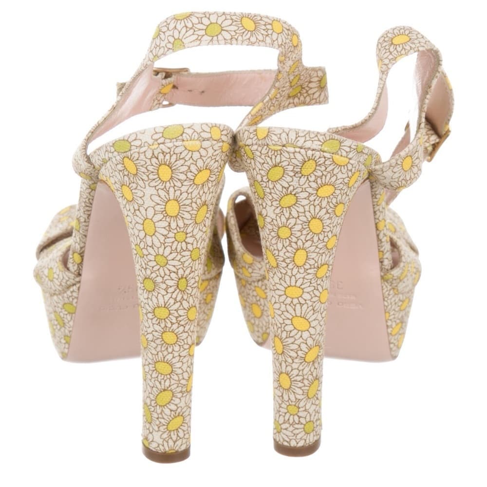 RED VALENTINO GARAVANI Yellow Sunflowers Floral Buckle Platform Heels 39.5 8.5 - Thumbnail 6
