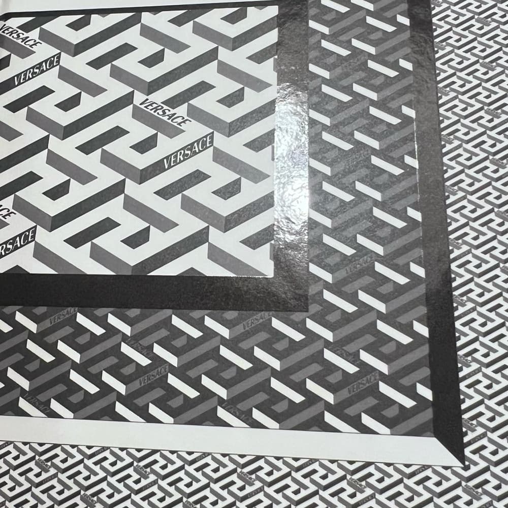 NEW VERSACE Signature Graphic Greca Print Black & White Notebook Table Decor - Thumbnail 8