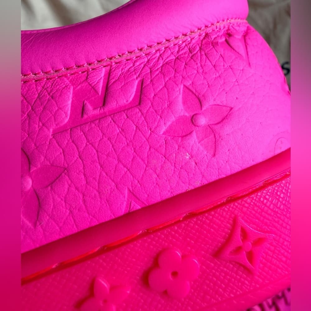 Louis Vuitton Luxembourg Monogram Embossed Pink Leather Sneakers Men’s 8.5 RARE - Thumbnail 10