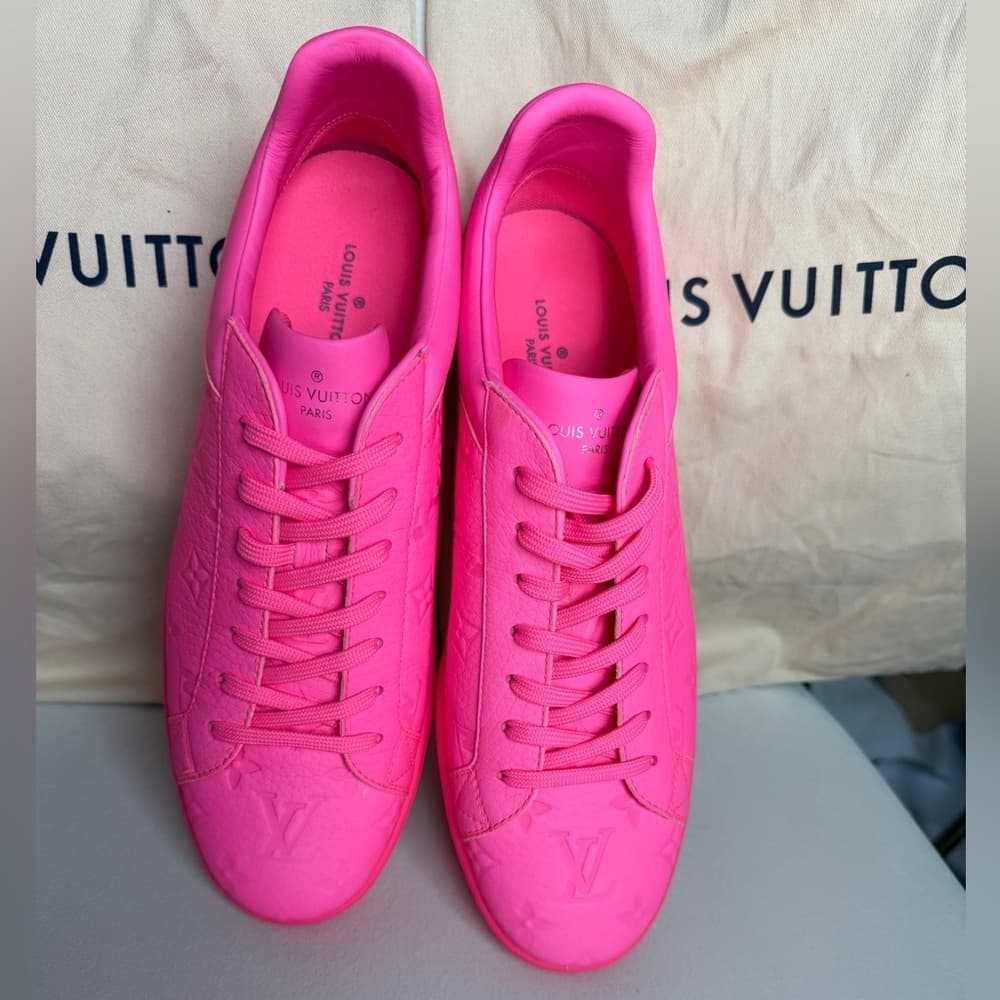 Louis Vuitton Luxembourg Monogram Embossed Pink Leather Sneakers Men’s 8.5 RARE - Thumbnail 11