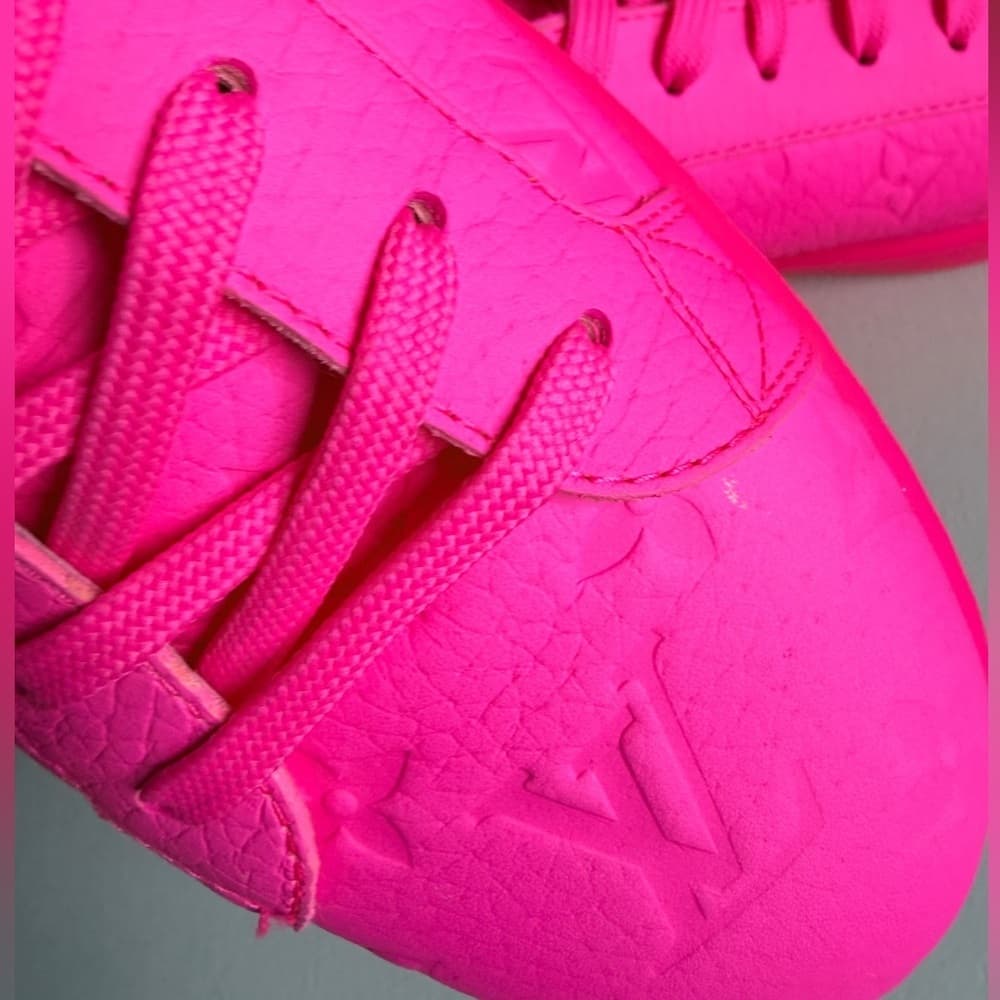 Louis Vuitton Luxembourg Monogram Embossed Pink Leather Sneakers Men’s 8.5 RARE - Thumbnail 9