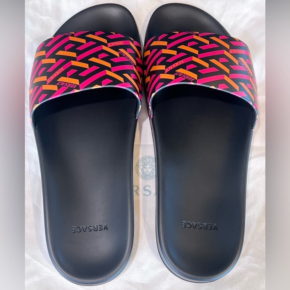 Versace Gomma Stampa Monogram Pool Slides Magenta Tangerine Men Sandals EU 44 - Thumbnail 3