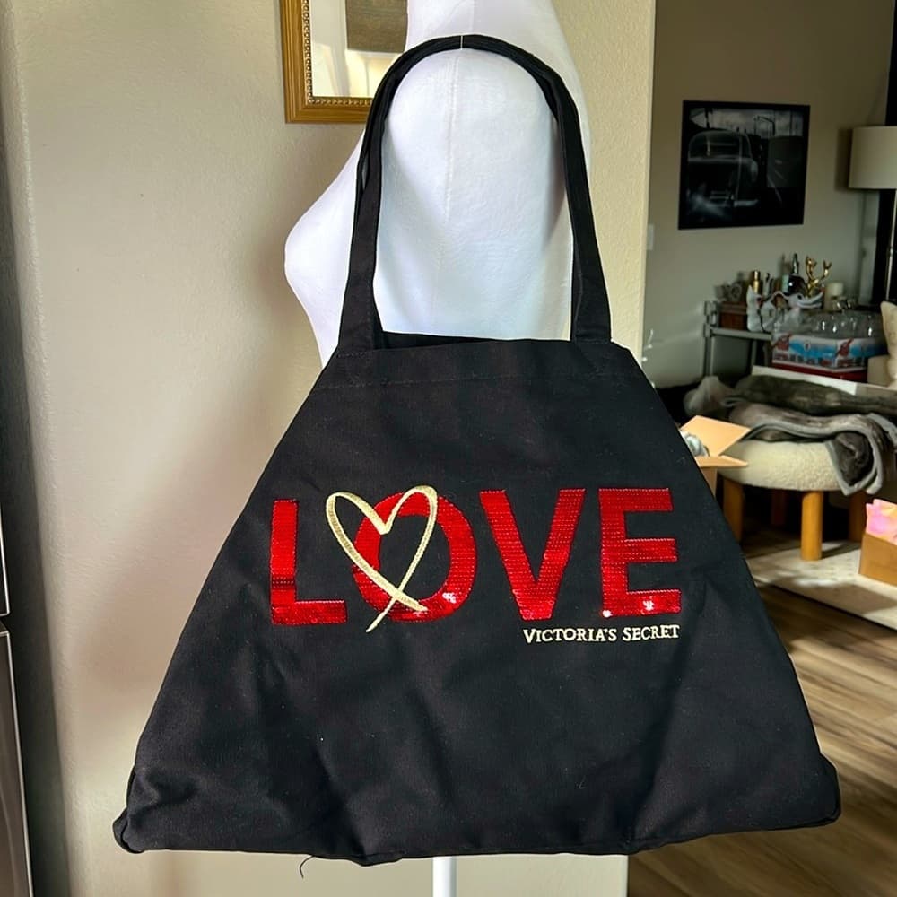 NEW VICTORIA’S SECRET Love Canvas Black Tote RED SEQUINS Love Limited Edition - Thumbnail 3