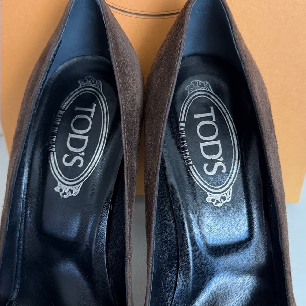 TOD’S Decoll Brown Chocolate Suede Leather Pump Rubber Sole Heels EU 38.5 US 8 - Thumbnail 7