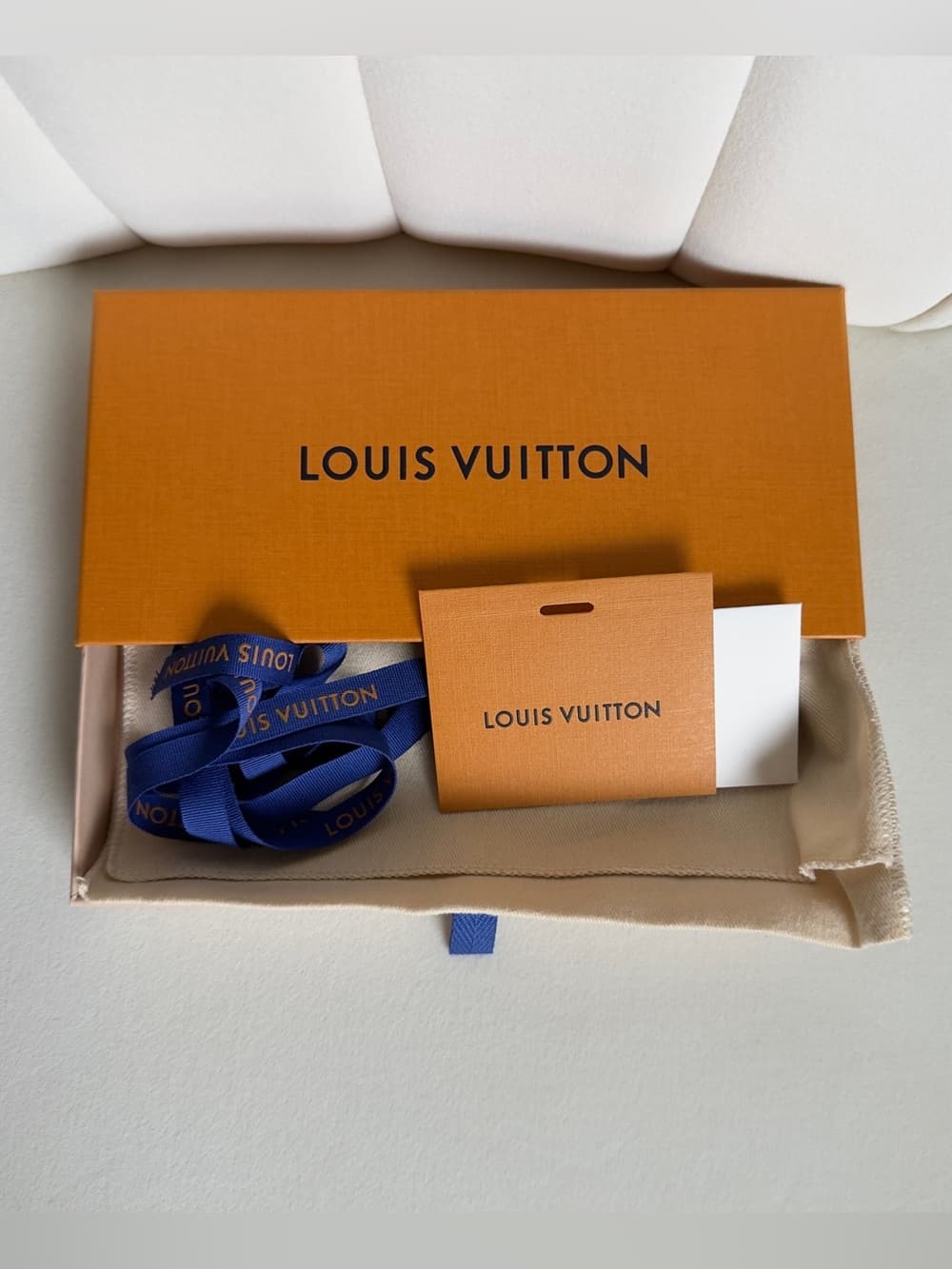 Louis Vuitton Damier Graphite Coin Card Holder Zipper Card Wallet Box & Dust Bag - Thumbnail 3