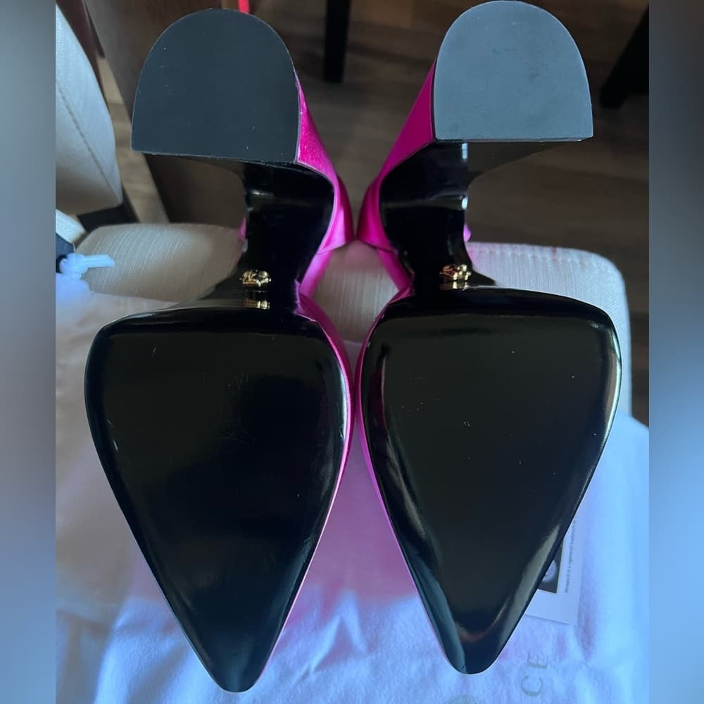 VERSACE Decollete Pink Lemonade Satin Platform Crystal Pointy Heels EU 40 - Thumbnail 12