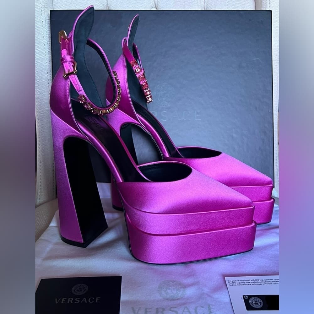 VERSACE Decollete Pink Lemonade Satin Platform Crystal Pointy Heels EU 40 - Thumbnail 8