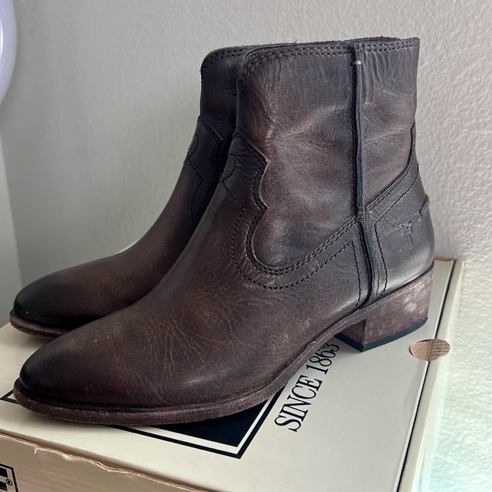 FRYE Ray Seam Short Ankle Wapu Bootie Brown Leather with Box Women 5.5 - Thumbnail 4
