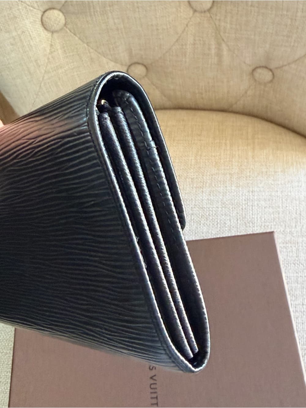 Louis Vuitton Black EPI Leather Porte Tresor International Long Wallet w Box - Thumbnail 4