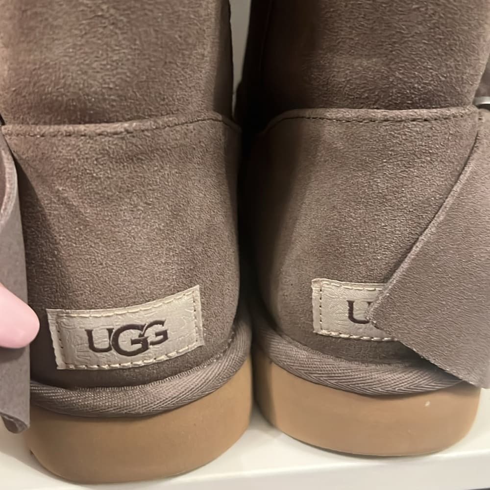 NEW 🌟 UGG MINI TWIST Shearling warm boots color Mole size 10 - Thumbnail 5
