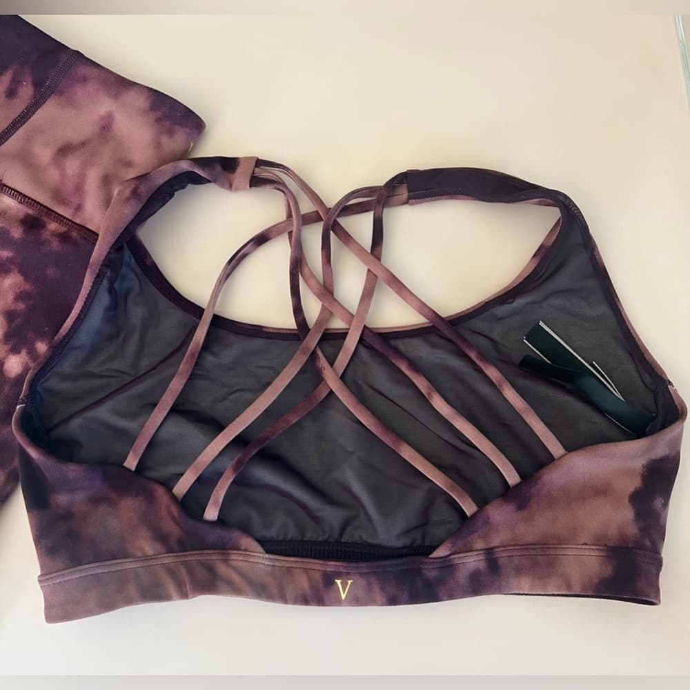 🎉 VS 2 piece SET Victoria’s Secret WINE Tie Dye Incredible & Sports Bra L 14 - Thumbnail 9