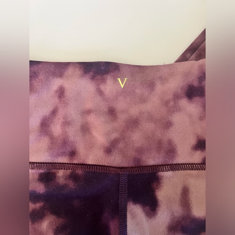 🎉 VS 2 piece SET Victoria’s Secret WINE Tie Dye Incredible & Sports Bra L 14 - Thumbnail 11