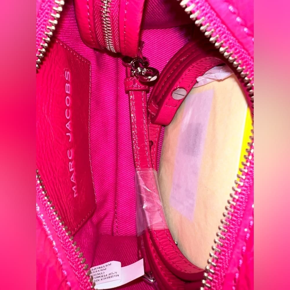 NEW MARC JACOBS The SHINY Mini CRINKLE Leather Crossbody The Tote Bag Magenta - Thumbnail 13