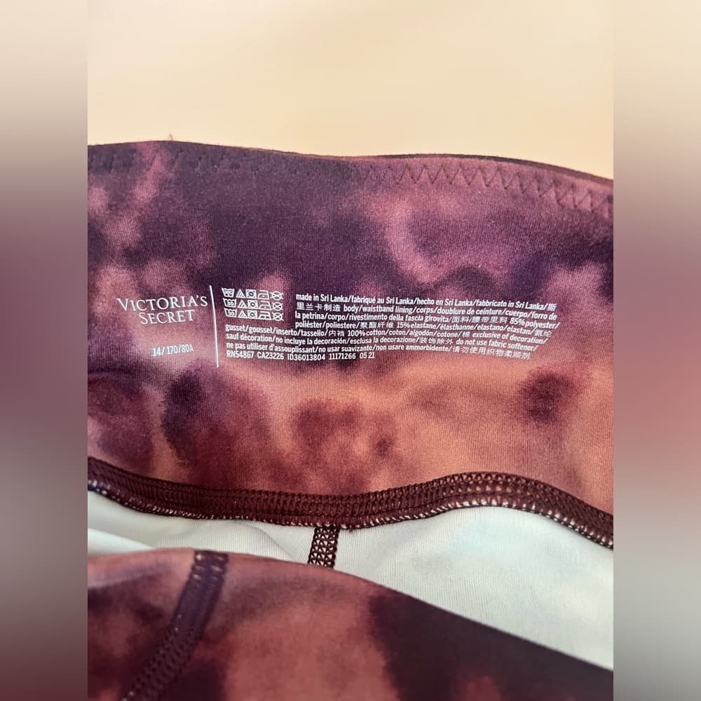 🎉 VS 2 piece SET Victoria’s Secret WINE Tie Dye Incredible & Sports Bra L 14 - Thumbnail 12