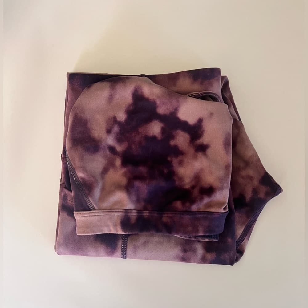 🎉 VS 2 piece SET Victoria’s Secret WINE Tie Dye Incredible & Sports Bra L 14 - Thumbnail 13