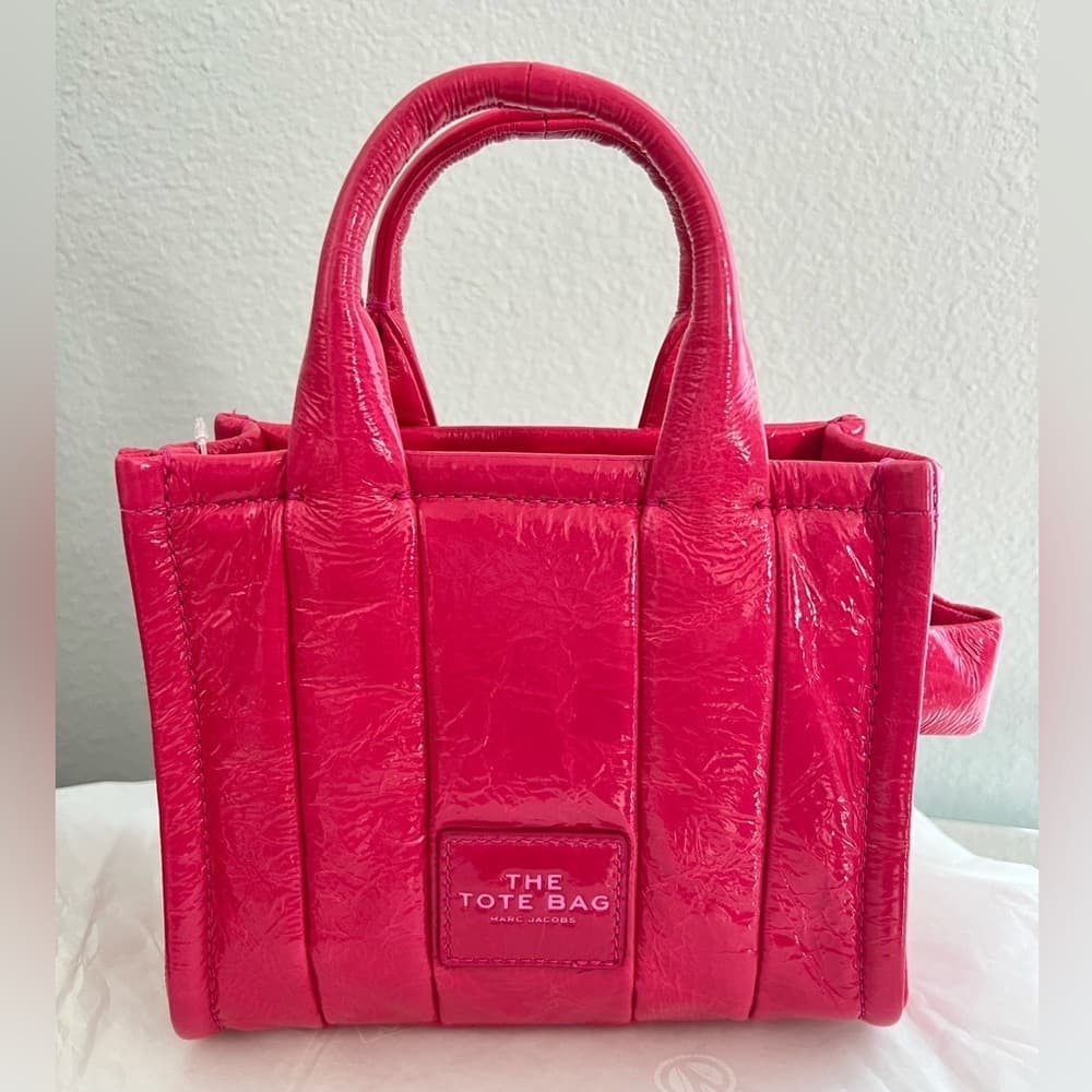 NEW MARC JACOBS The SHINY Mini CRINKLE Leather Crossbody The Tote Bag Magenta - Thumbnail 6