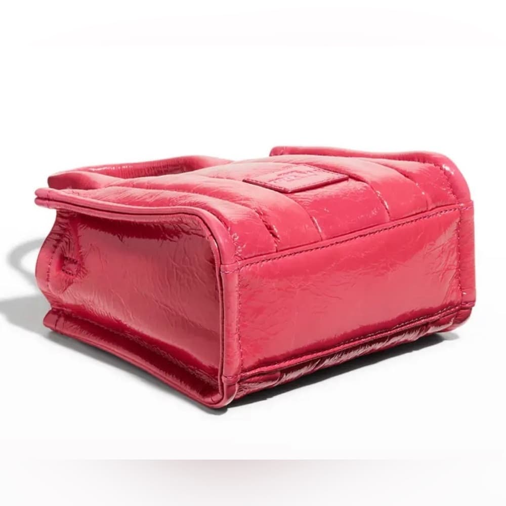 NEW MARC JACOBS The SHINY Mini CRINKLE Leather Crossbody The Tote Bag Magenta - Thumbnail 8