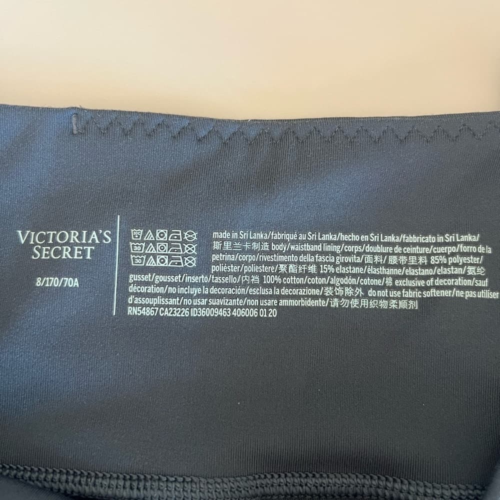 🎉 EUC Victorias Secret High Rise Studio 7/8 Legging Gray Tornado color Soft 8 - Thumbnail 5