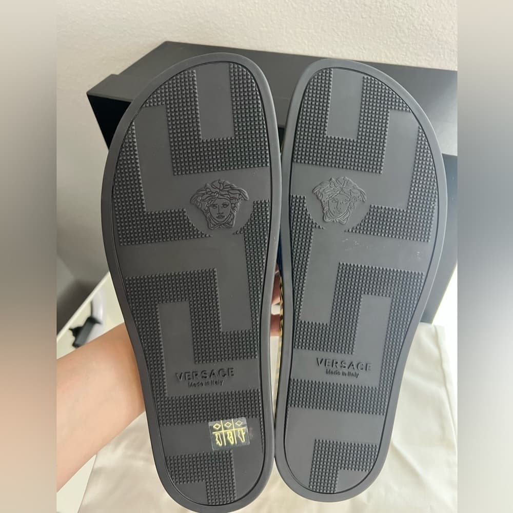 Versace La Greca Design Men’s Monogram Pool Slides Beach Sandals EU 45 - Thumbnail 4