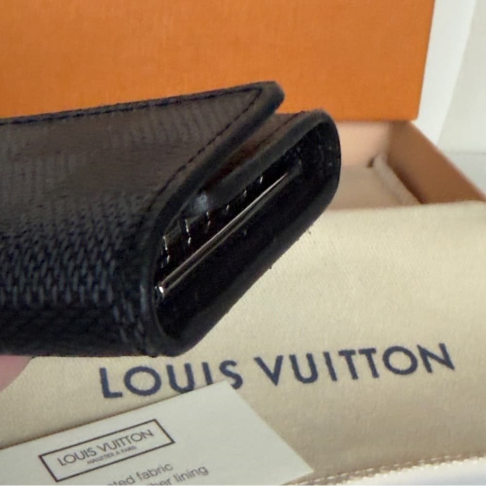 Louis Vuitton Damier Graphite 6 Key Holder Canvas Silver Metal Wallet AUTHENTIC - Thumbnail 6