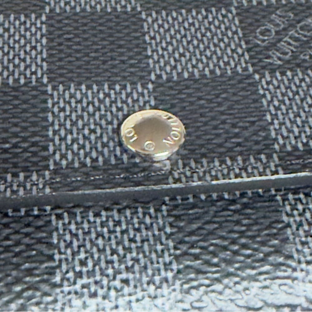 Louis Vuitton Damier Graphite 6 Key Holder Canvas Silver Metal Wallet AUTHENTIC - Thumbnail 3