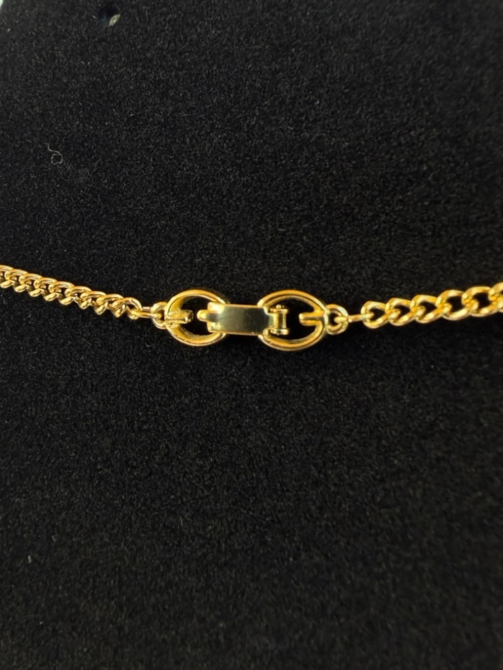 GIVENCHY Triple G Logo Crystal Pendant Chainlink 17 in Necklace Vintage - Thumbnail 10