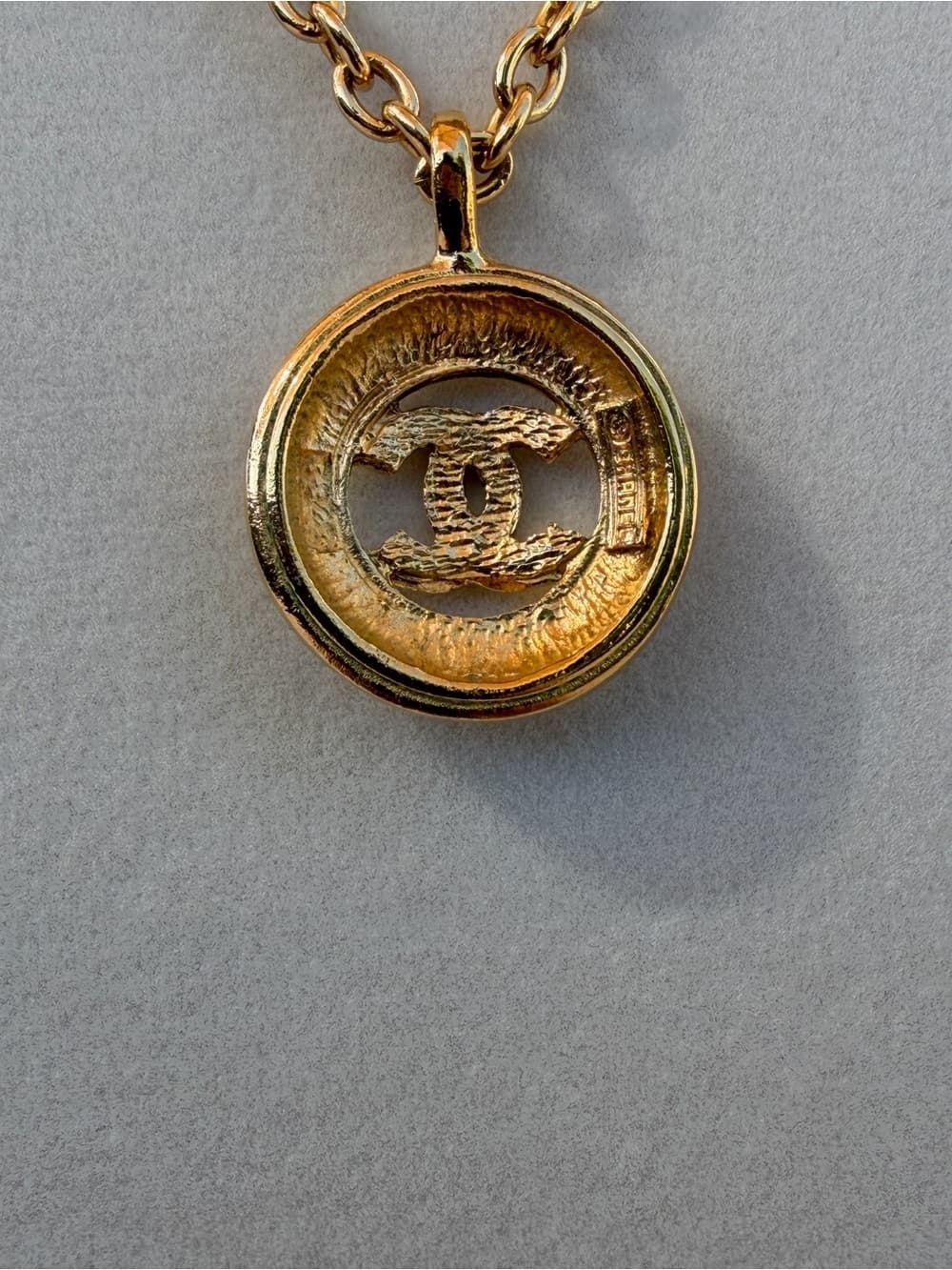 CHANEL CC SUNBURST Cut out Medallion Gold Plated Necklace Vintage Style Pendant - Thumbnail 6