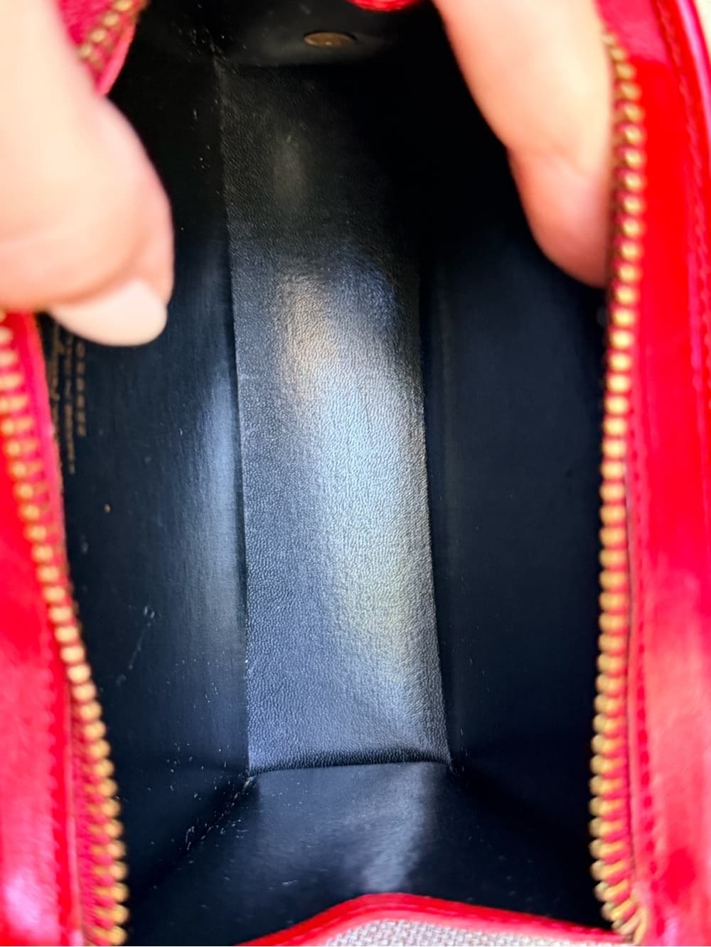 Vintage Salvatore Ferragamo Vara Bow Mini Vanity Case Red Leather Gold Hardware - Thumbnail 9