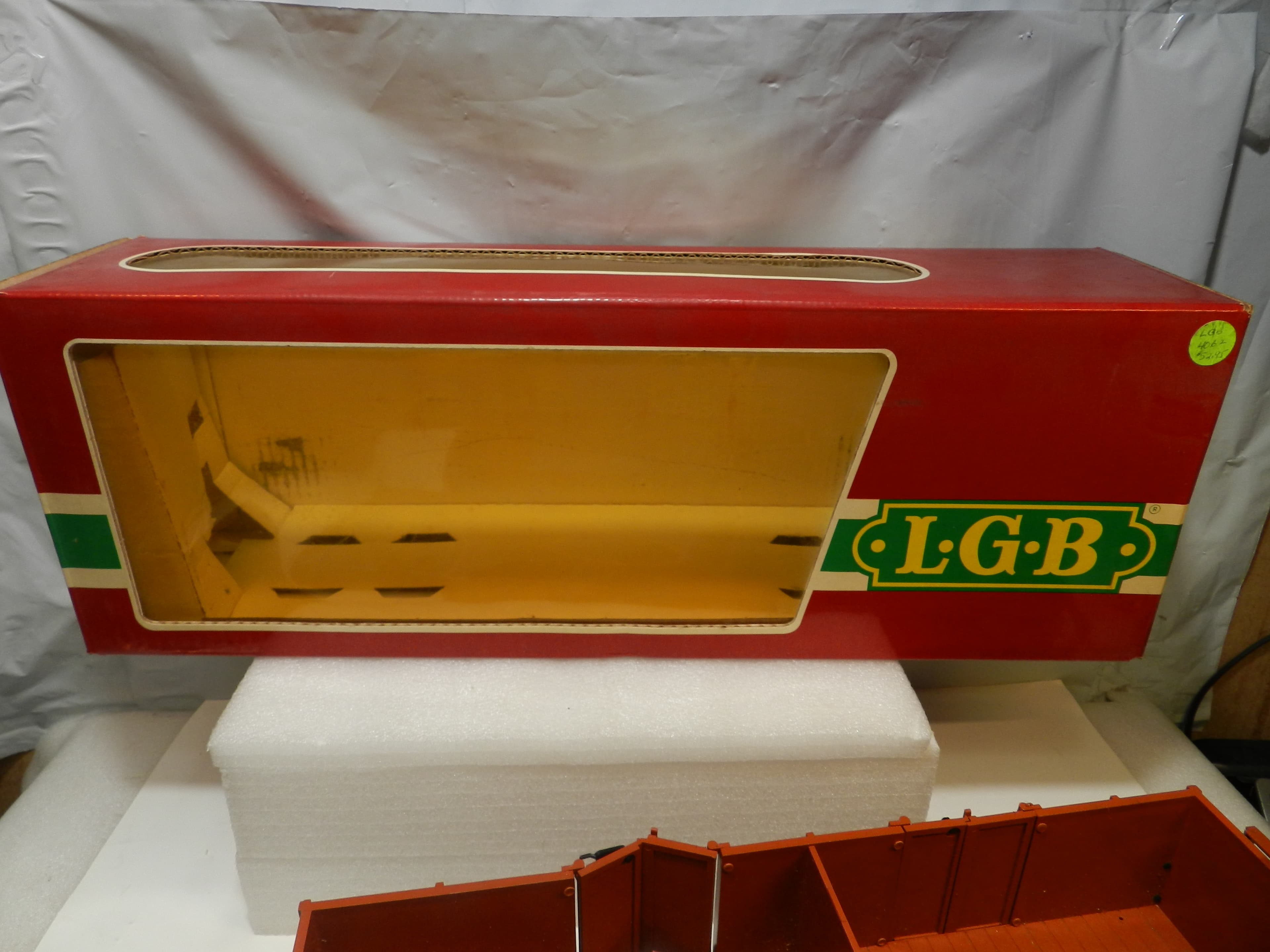 LGB 40240 G Scale  (1:22.5) High-Side Gondola Freight Train Car (P3K) - Thumbnail 6