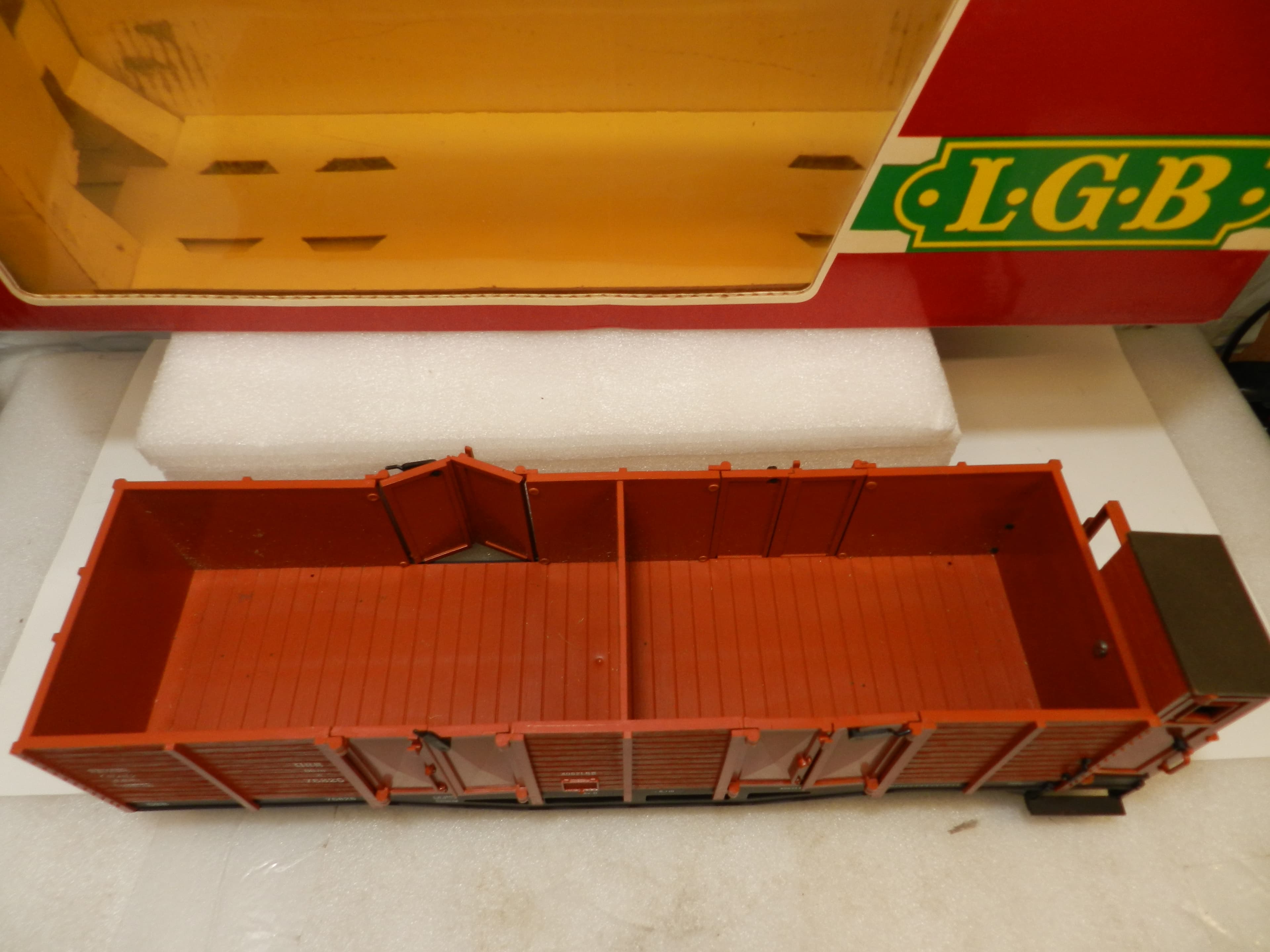 LGB 40240 G Scale  (1:22.5) High-Side Gondola Freight Train Car (P3K) - Thumbnail 12