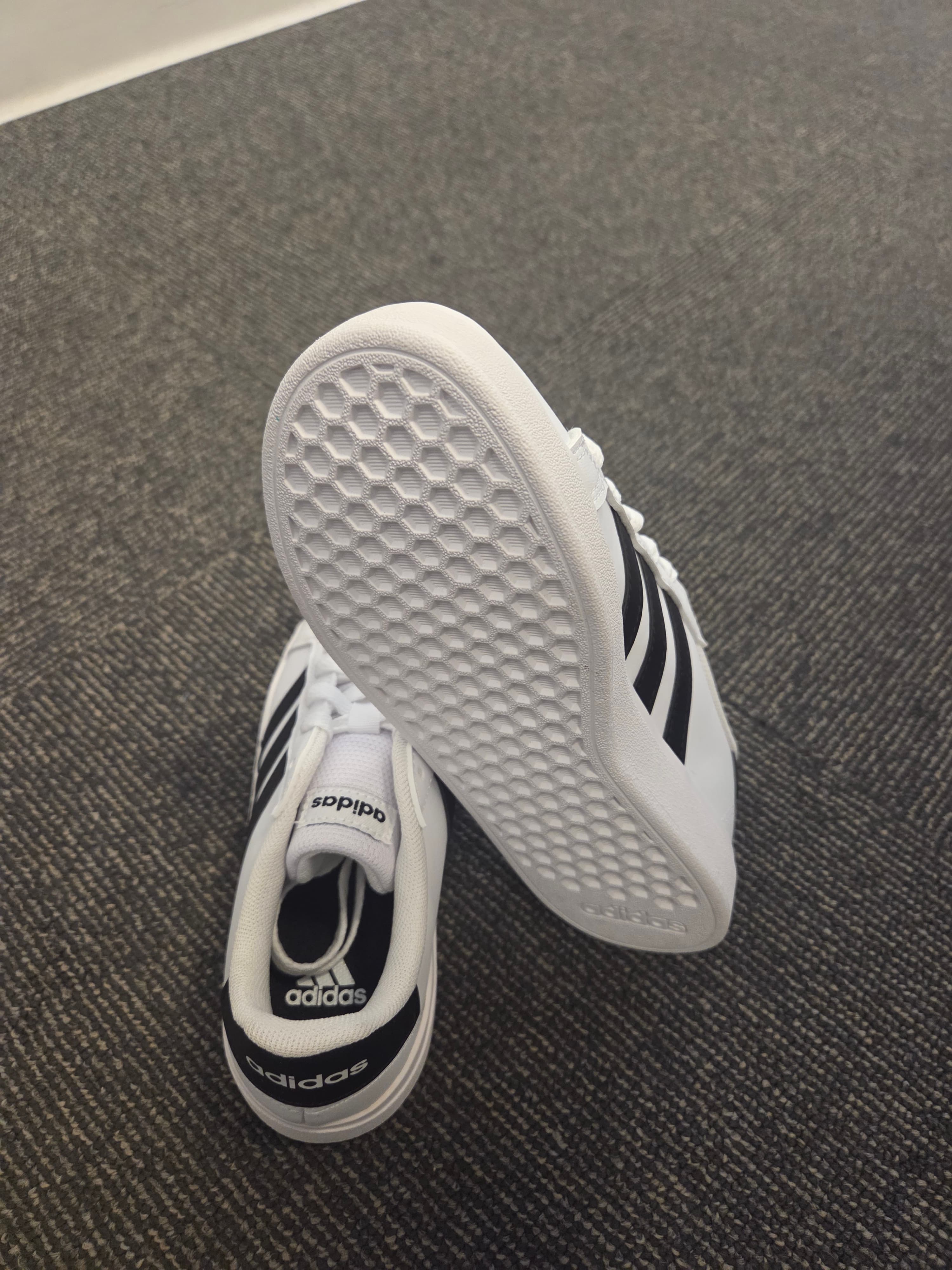 Adidas Grand Court 2.0 K Boys' Sneakers Size 2.5 - Thumbnail 7