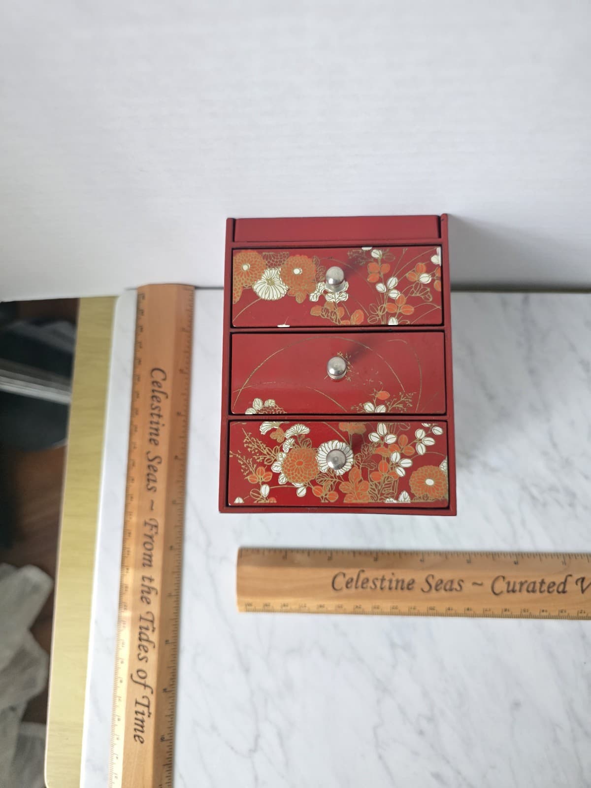 Vintage Red Lacquer 3-Drawer Jewelly Box With Floral Chiyogami Pattern - Thumbnail 6
